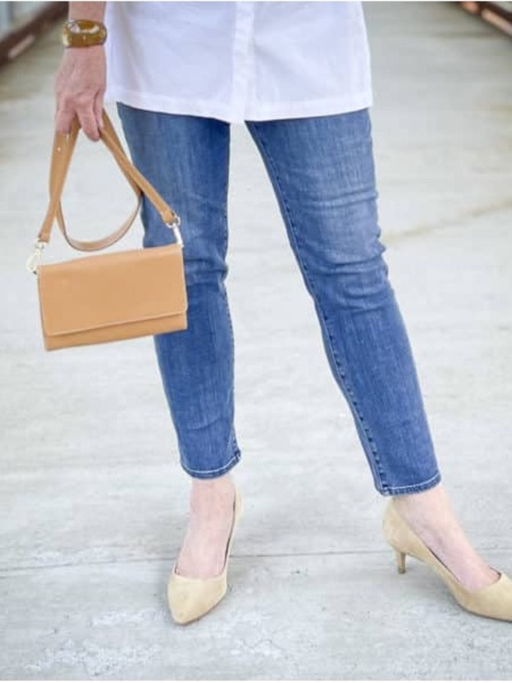 Chicos crossbody bag beige leather color